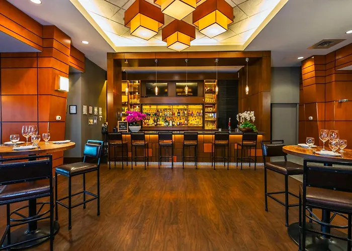 Grand Park Hotel Vancouver Airport, An Ascend Collection Hotel
